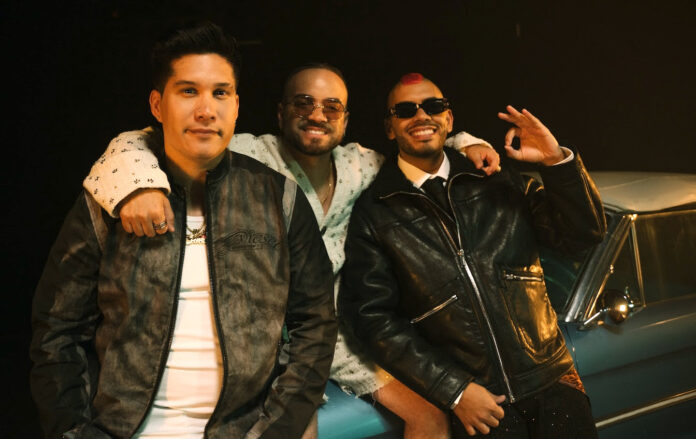Chyno, Nacho y Fer Ariza durante la grabación del video “Niña Bonita 2”.