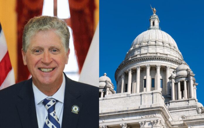 Dan McKee, gobernador de Rhode Island.