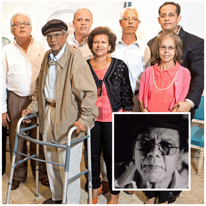 El maestro Ramón Oviedo junto a sus hijos Aracelis, Mayra, Ramón, Raúl y Rafael; y su nieto Omar.