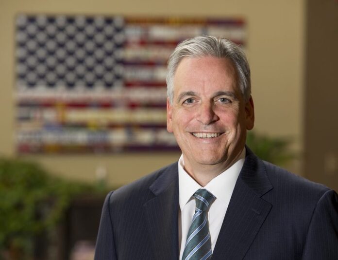 Fiscal General Peter F. Neronha.