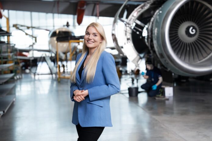 Viktorija Speteliūnaitė comenzó su trayectoria como administradora de hangar en las instalaciones de FL Technics en Kaunas, Lituania, en 2016.