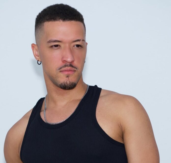 El coreógrafo y bailarín Ramón Junior Chávez.