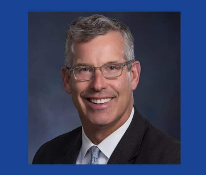 Edward O. “Ned” Handy III, presidente y director ejecutivo de Washington Trust.