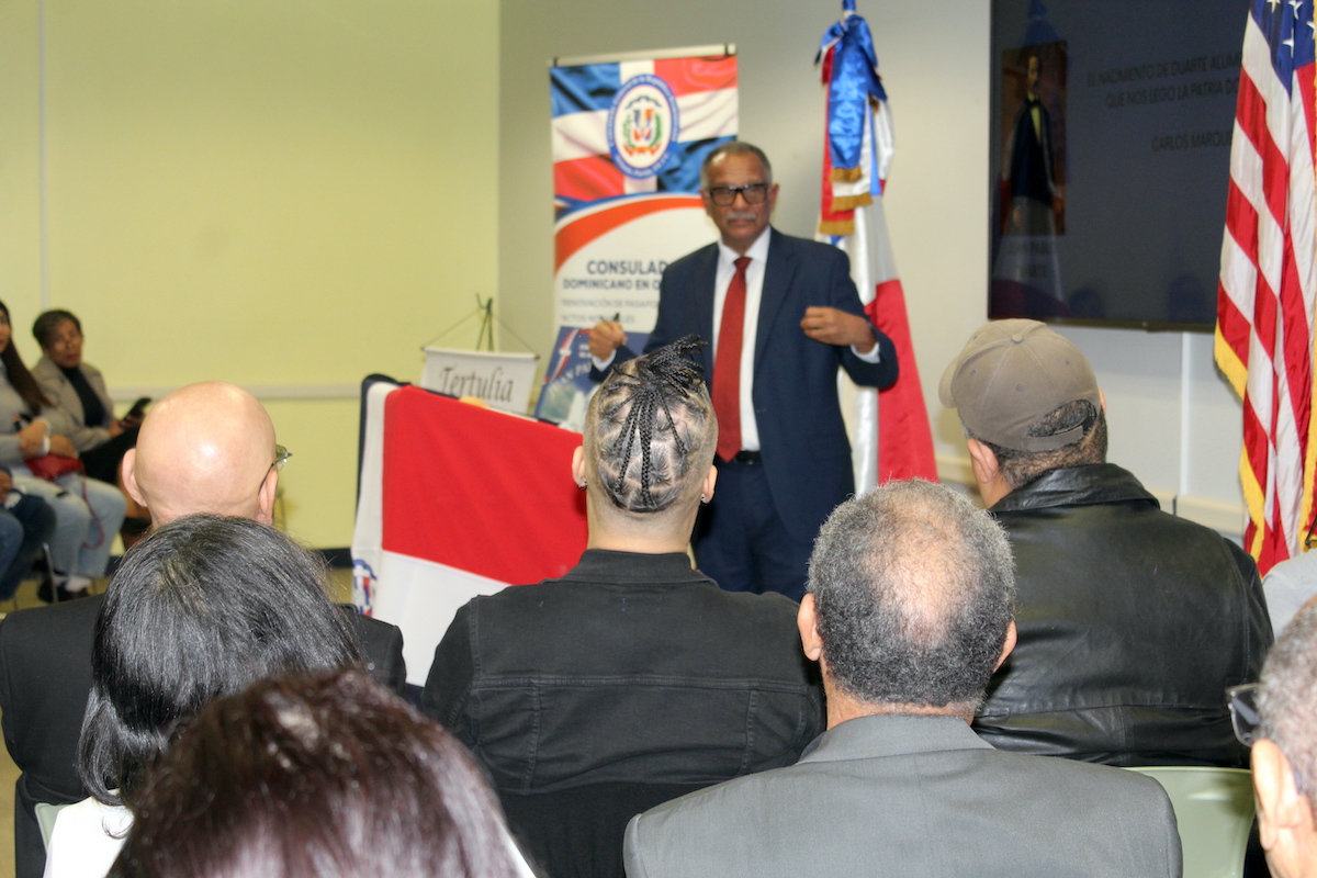 Periodista Carlos Marquez, presidente de Tecla Libre.