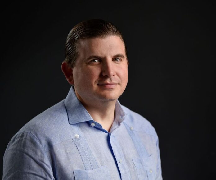 Empresario Andrés Marranzini Grullón, presidente de ADETI.