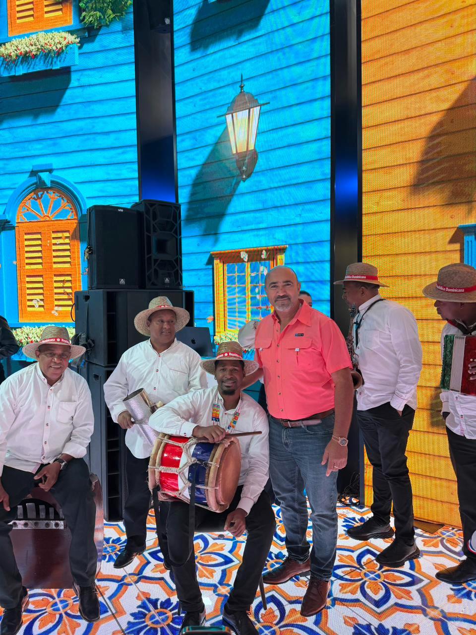 Santiago Rodríguez, desarrollador de los proyectos turísticos Rancho Típico Cueva de las Águilas y Hotel Vista de Águilas Ecolodge.