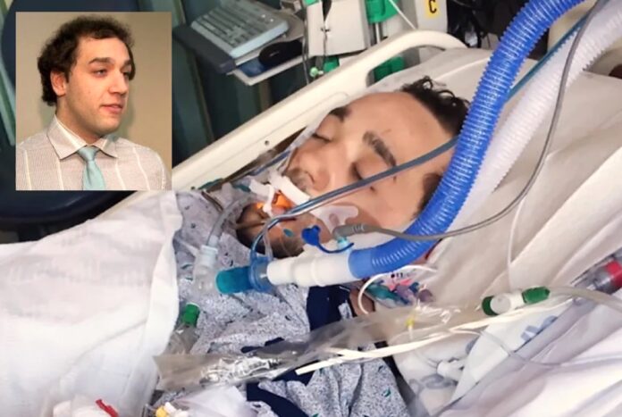 Dos imágenes de Justin Smith: una en el hospital mientras estaba en coma, y otra, después de haberse graduado en la Universidad Estatal de Pensilvania.