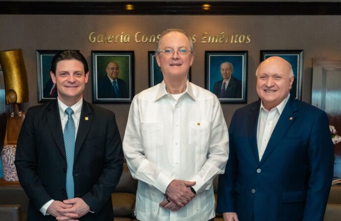 Manuel Grullón Hernández, Manuel A. Grullón y Rafael A. del Toro G.
