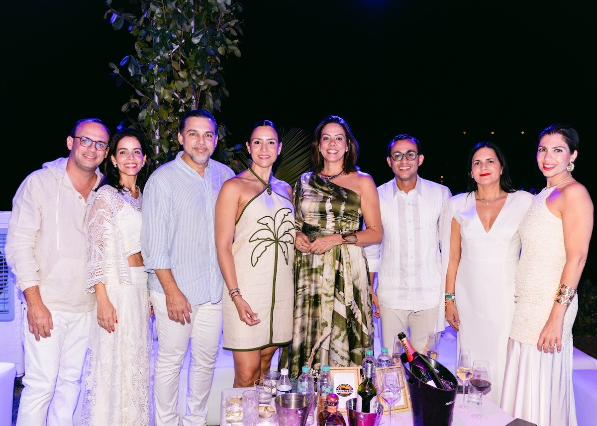 Marco Perelló, Alexandra Capellán, Juan Lendoiro, Lia Perelló, Laura Ramirez Bisonó,Raylian Adames, Deyanira Pappaterra de Medrano y Alice Caslini Moriconi.