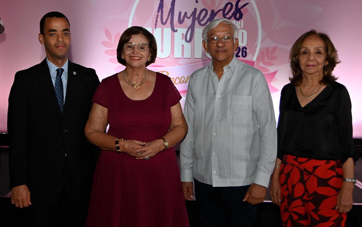Rainier Maldonado, Dania Goris, Osvaldo Soriano y Elsa Peña Nadal.