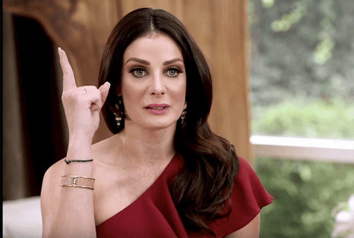 Dayanara Torres, actriz, cantante, ex Miss Universo y embajadora oficial de Casa de Campo Fashion Week.