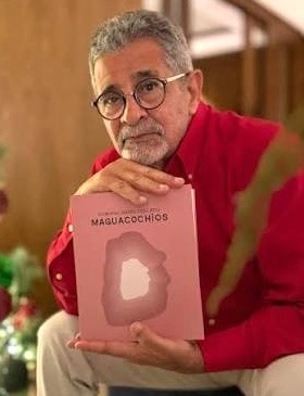 Domingo Abreu Collado es arqueólogo, espeleólogo y ambientalista.