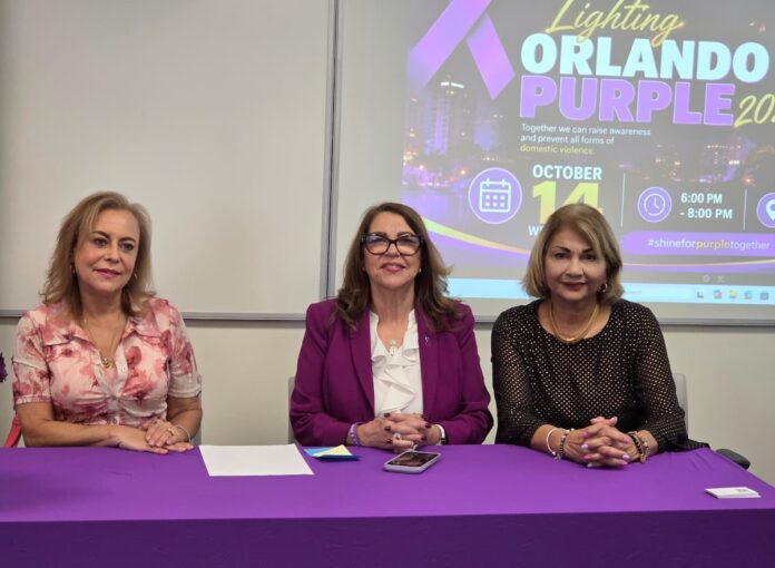 Diana Mejía, presidenta y fundadora de Nuevo Sendero; Miriam Román, en representación de la institución universitaria anfitriona, y Olga Lucía Castaño, ex vicealcaldesa de Kissimmee.